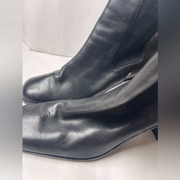 Tommy Hilfiger Square Toe Block Heel Leather Black Short Leather Boots Size 10M - Picture 8 of 13